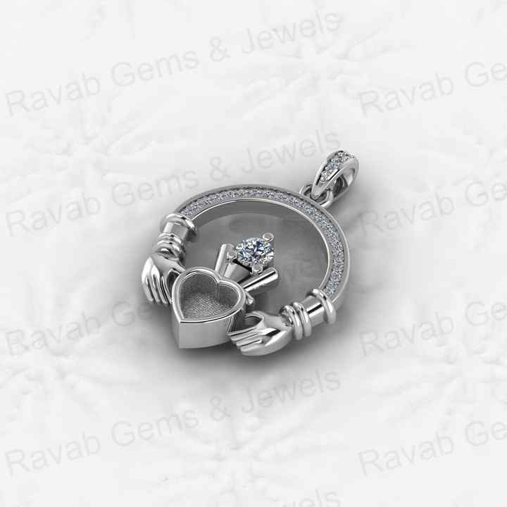 High Quality 925 Silver Iris Celtic Claddagh 5mm Heart Blank Bezel Setting Charm Pendant With CZ Settled Keepsake DIY Jewelry
