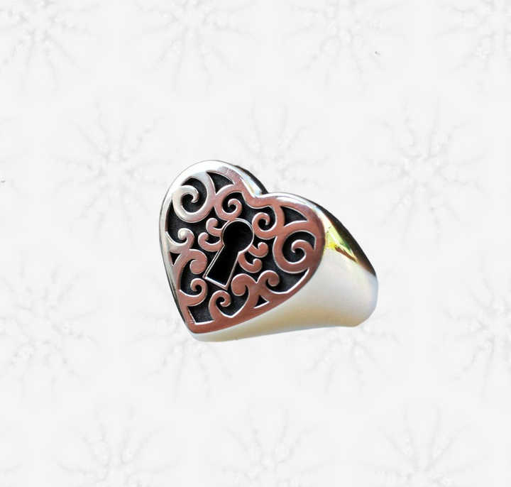Christmas Sale Solid 925 Sterling Silver Padlock Clasp Heart Engraving Signet Ring for Women & Men Fine Handmade Unique Gifts
