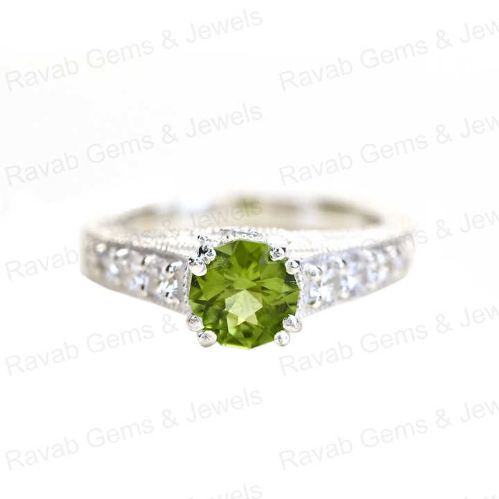 Best Selling 925 Sterling Silver Fine Wedding Ring for Women Natural Peridot Brilliant Cut 7.5mm Double Prong Jewelry