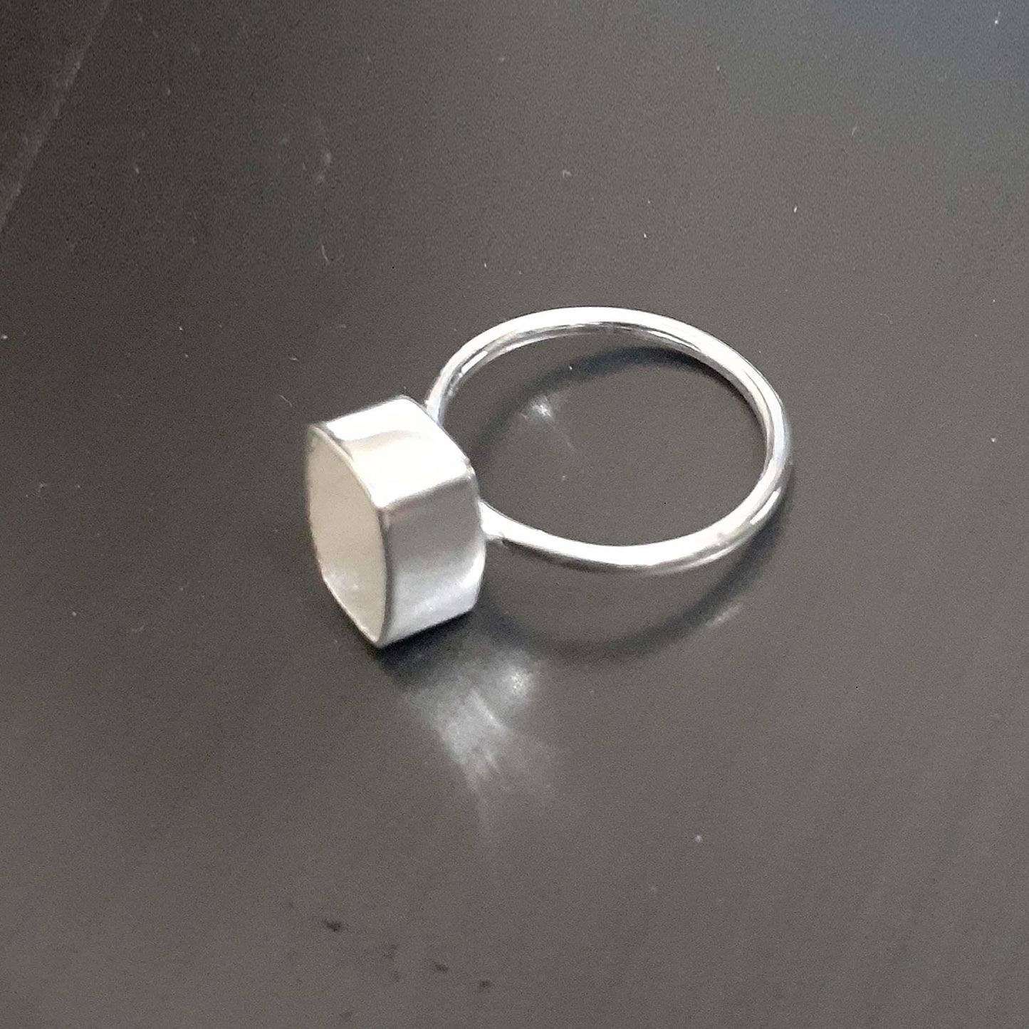 Genuine Solid 925 Sterling Silver Octagon 6x10MM Round Bezel Setting Semi-Mount Blank Setting Simple Band Fine Ring For Women