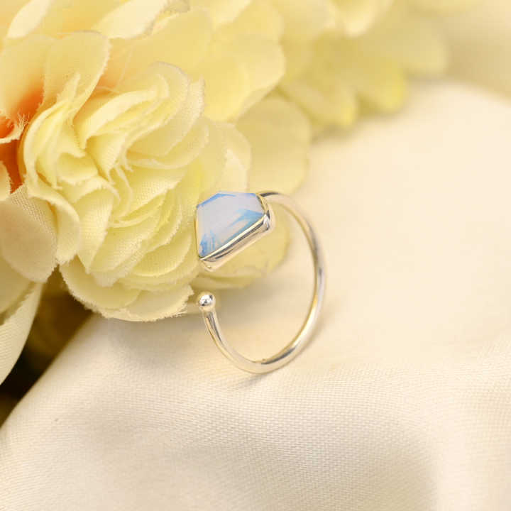 Top Quality Christmas Sale Natural White Opalite Ring Sterling 925 Silver 10x10mm Diamond Faceted Bezel Setting Ring for Women