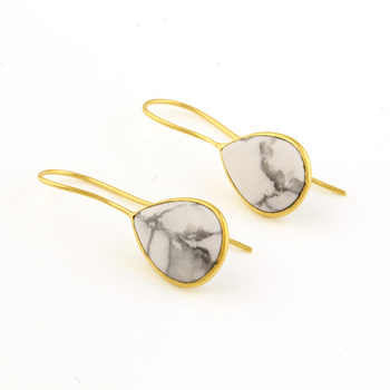 Handmade Indian 925 Sterling Silver Fine Dangle Earrings Natural White Howlite Gemstone With Gold Plating Wholesome Jewelry