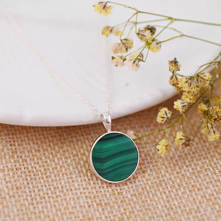 Top Selling 14mm Natural Malachite Gemstone Round Circle Handmade 925 Silver Boho Women Pendant Necklace Navajo Fine Jewelry