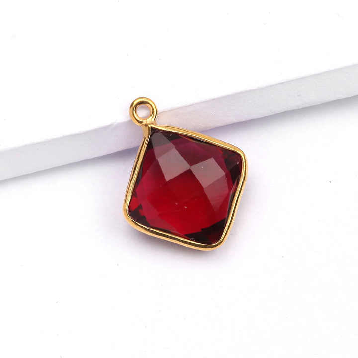 18K Gold Plated Sterling Silver 12mm Bezel Pendant Necklace Red Garnet Hydro Faceted Quartz Stone Fine Pendants Charms Wholesale
