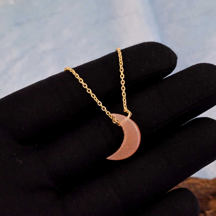 Top Trending 925 Silver Fine Jewelry Natural Crystal Peach Moonstone Floating Crescent Moon Shape Pendant Necklace for Women
