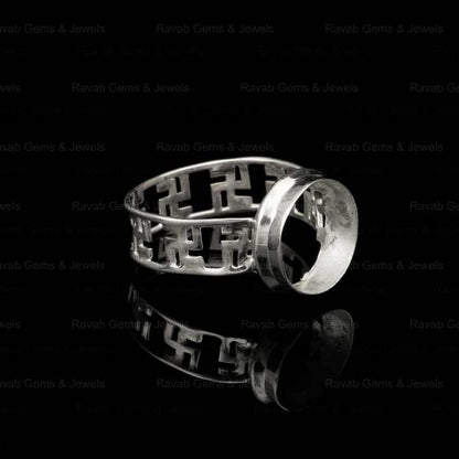High Quality 925 Solid Silver 10mm Oval Pre Notched Swastik Band Semi Mount Blank Bezel Setting Ring for Stone & Ashes Resin