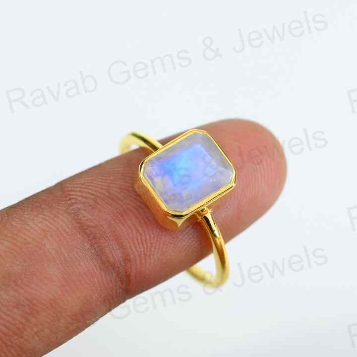 Best Selling Handmade 925 Silver Natural 8x10mm Rainbow Moonstone Gold Vermeil Eternity Fine Jewelry Bezel Set Ring for Women