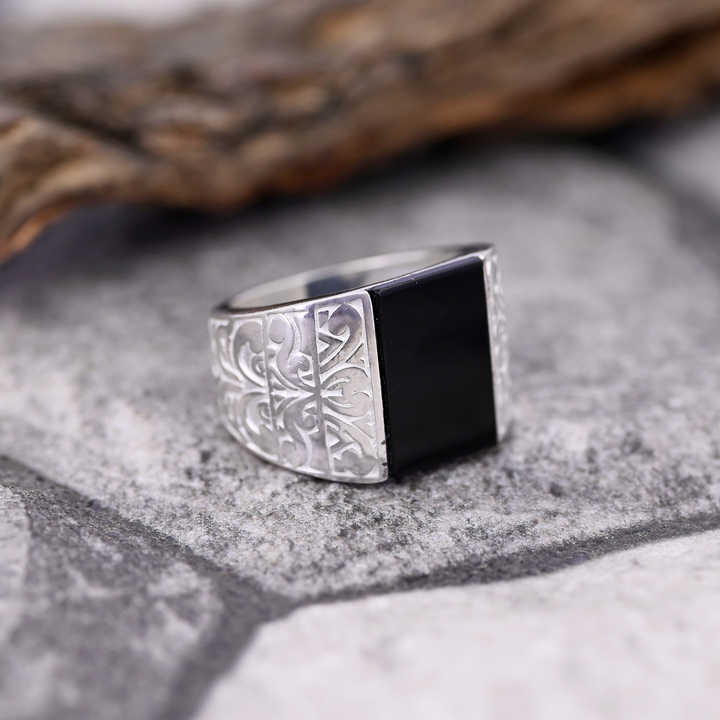 Best Selling 925 Silver 11x16mm Black Onyx Designer Embroidered Turkish Stylish Ottoman Signet Ring for Men Customized Jewelry