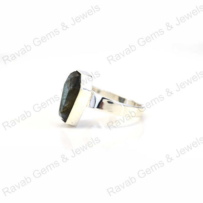 New Arrival Solid 925 Sterling Silver Natural Greenish Labradorite Coffin Fancy Shape Bezel Setting Ring for Women Jewelry