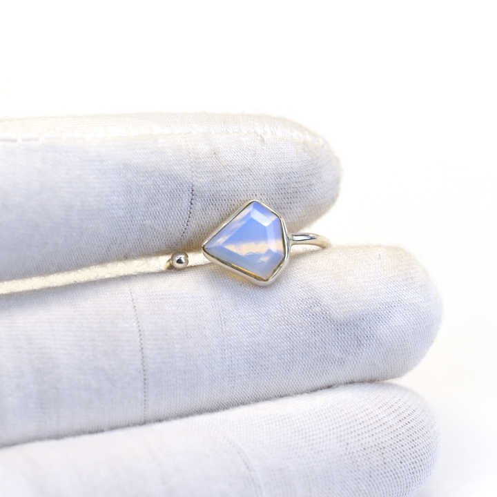 Top Quality Christmas Sale Natural White Opalite Ring Sterling 925 Silver 10x10mm Diamond Faceted Bezel Setting Ring for Women