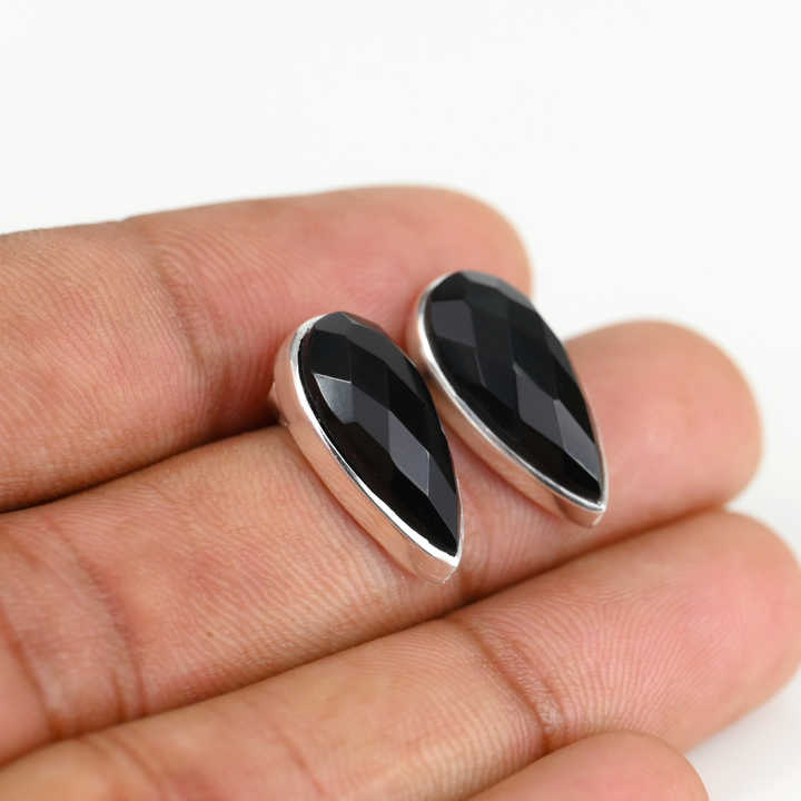 Top Quality Solid 925 Sterling Silver Natural Black Onyx Checker Cut 10x20mm Bezel Setting Pear Shape Stud Earring for Women