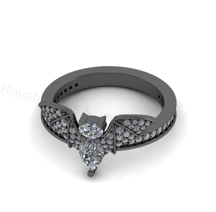 Top Selling 925 Sterling Silver Gold Plated Pear Oval Cubic Zirconia Accents Gemstone Bat Wing Design Customized Band Ring Fine Jewelry