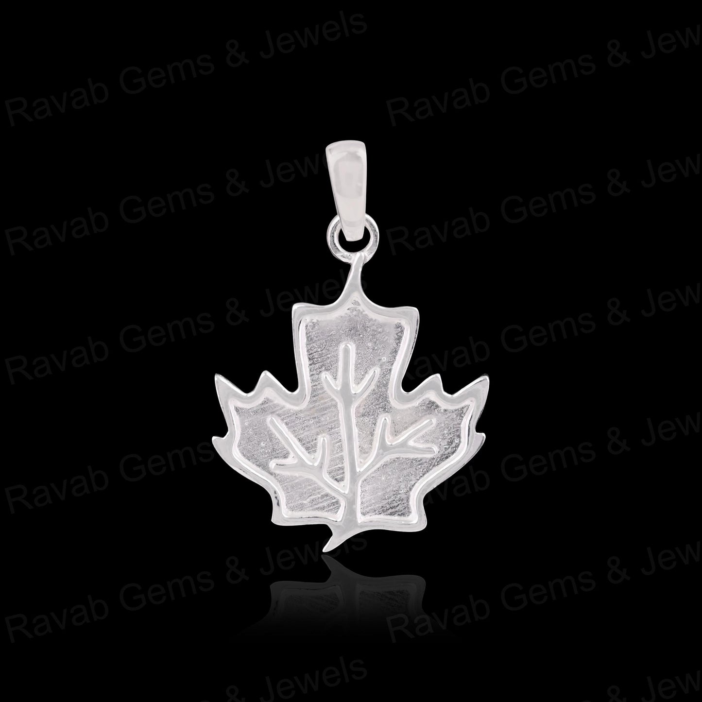 Genuine 925 Silver Handmade Nature Lover Maple Leaf Pendant Resin Ashes Keepsake Jewelry Beautiful Design for Mother's Day Gift
