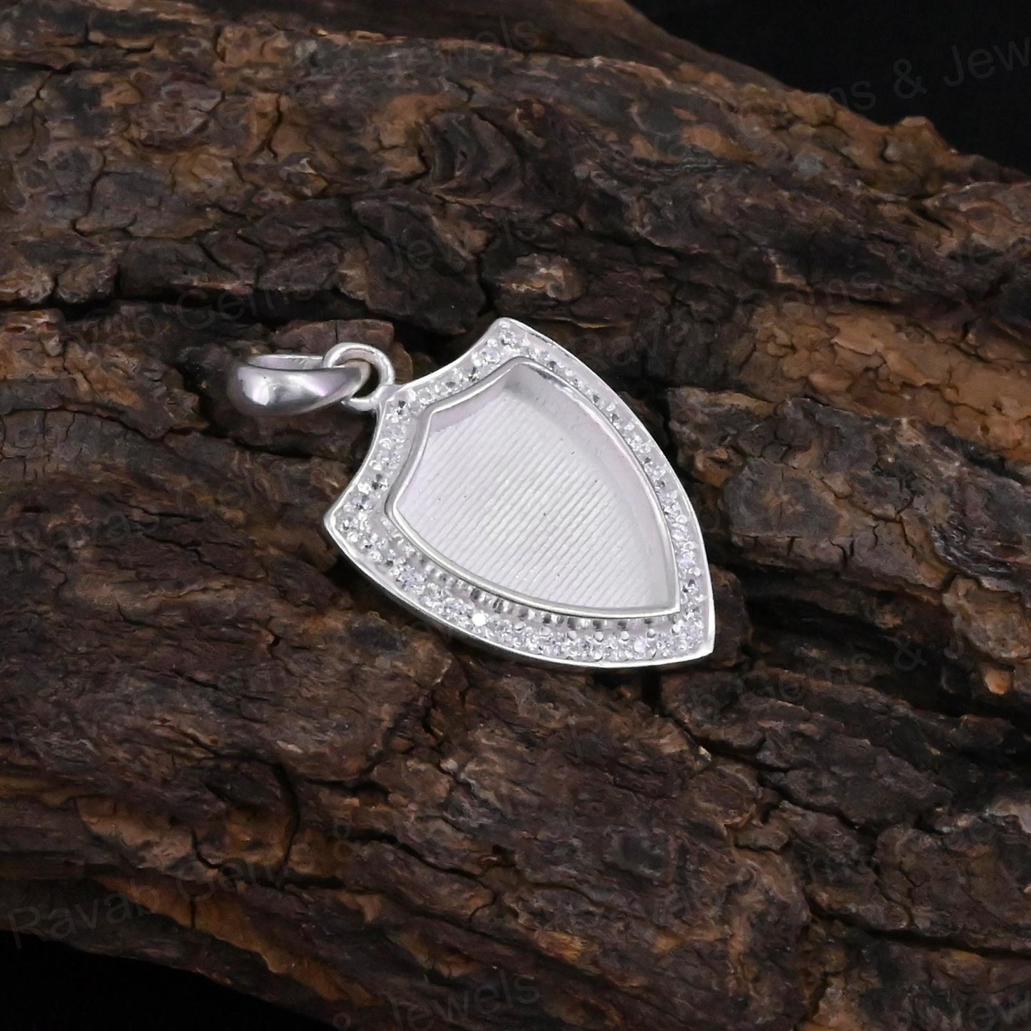 High Quality 925 Silver 12x9mm Shield Surrounded With Zircon Blank Bezel Charm Pendant Setting Resin Ashes Keepsake Jewelry
