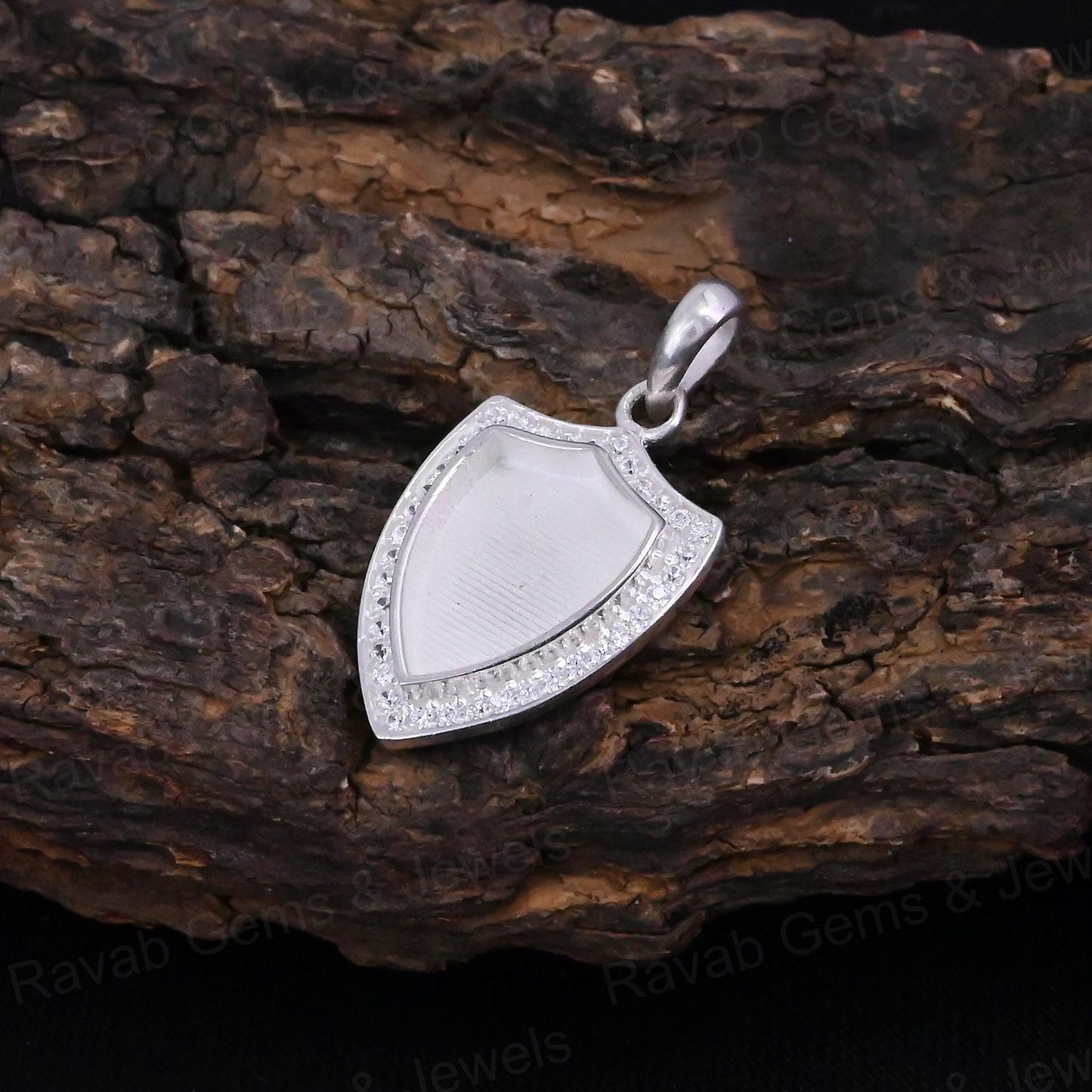 High Quality 925 Silver 12x9mm Shield Surrounded With Zircon Blank Bezel Charm Pendant Setting Resin Ashes Keepsake Jewelry